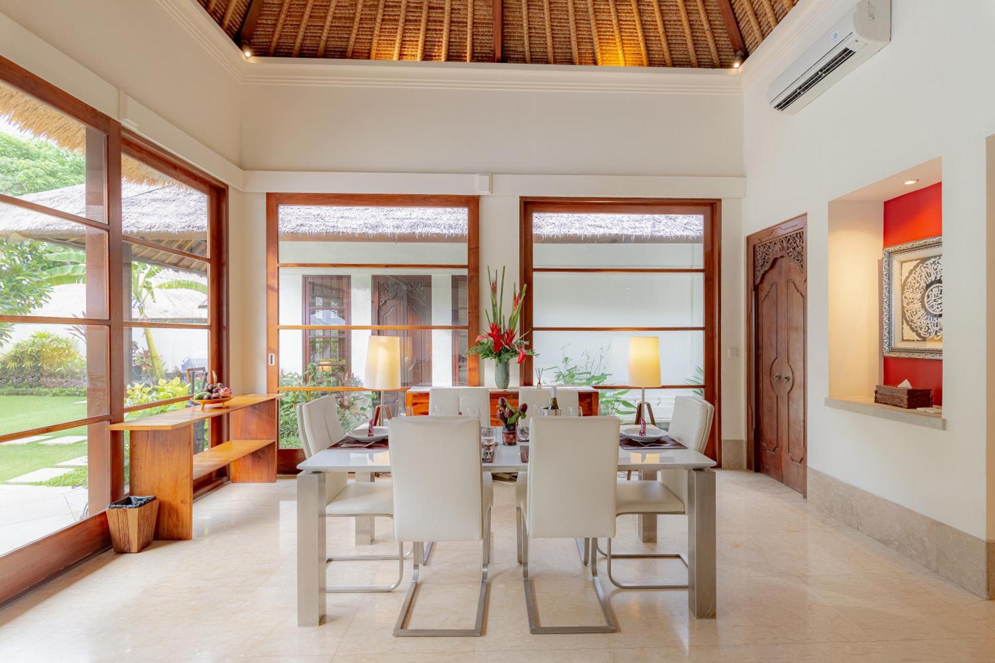 Villa Dorado - Steps From Jimbaran Beach Экстерьер фото