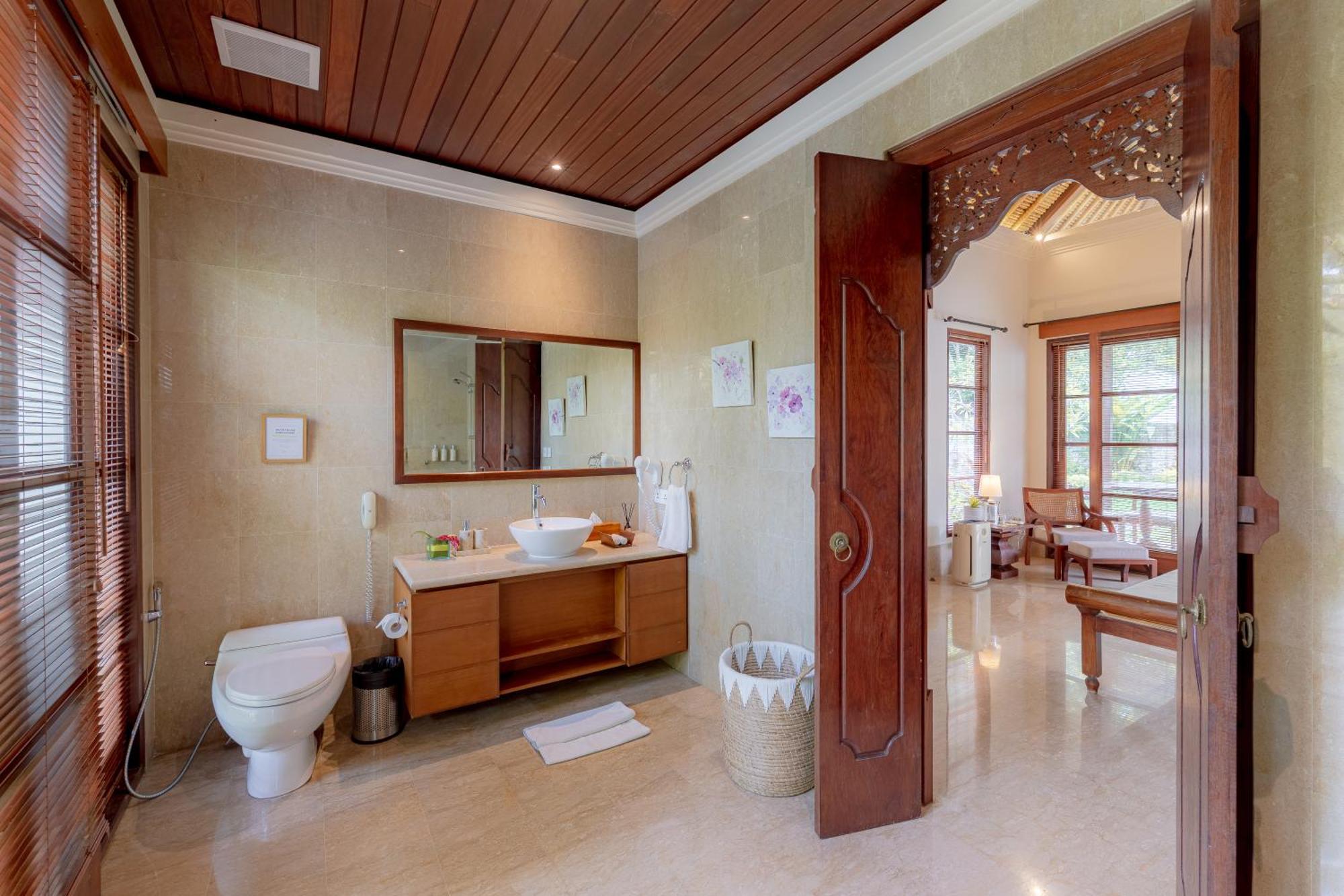 Villa Dorado - Steps From Jimbaran Beach Экстерьер фото