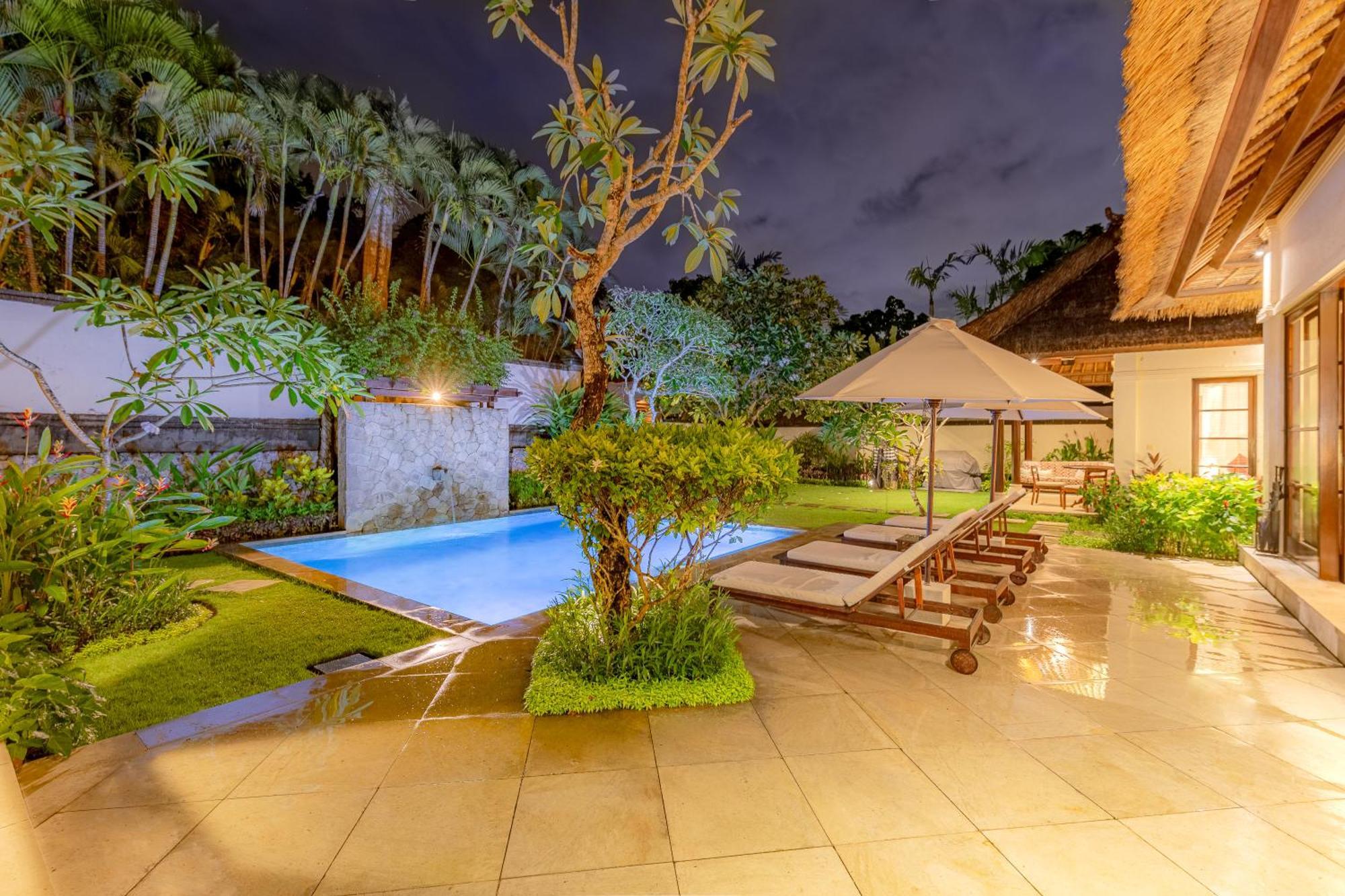 Villa Dorado - Steps From Jimbaran Beach Экстерьер фото