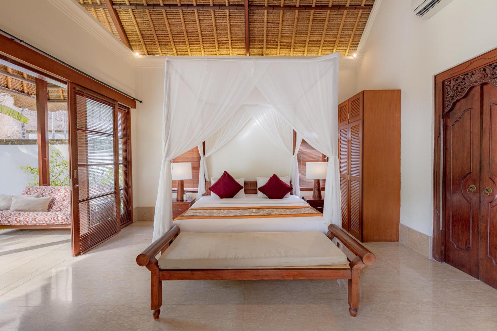 Villa Dorado - Steps From Jimbaran Beach Экстерьер фото